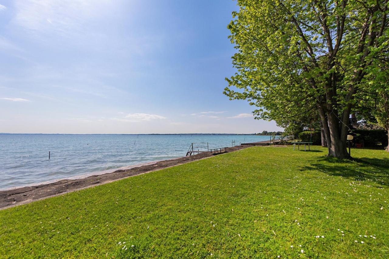 Splendid Apartment Pt-1 Sul Lago By Wonderful Italy Sirmione Exterior photo